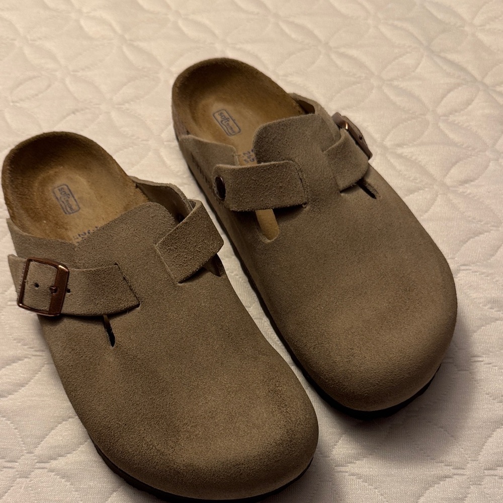 Birkenstock Tan Suede Mules